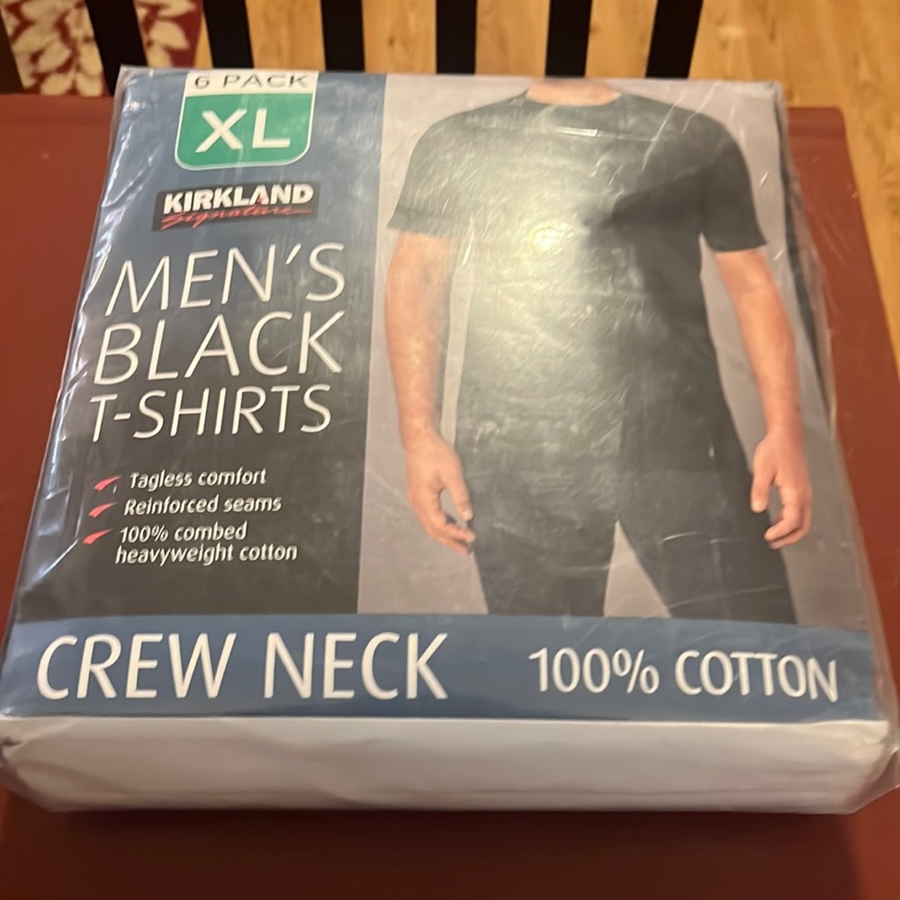 Kirkland 6pk t shirts sz xl